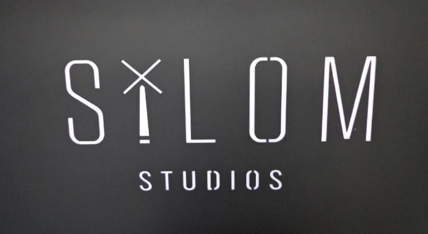 Silom Studios Bangkok Exterior foto